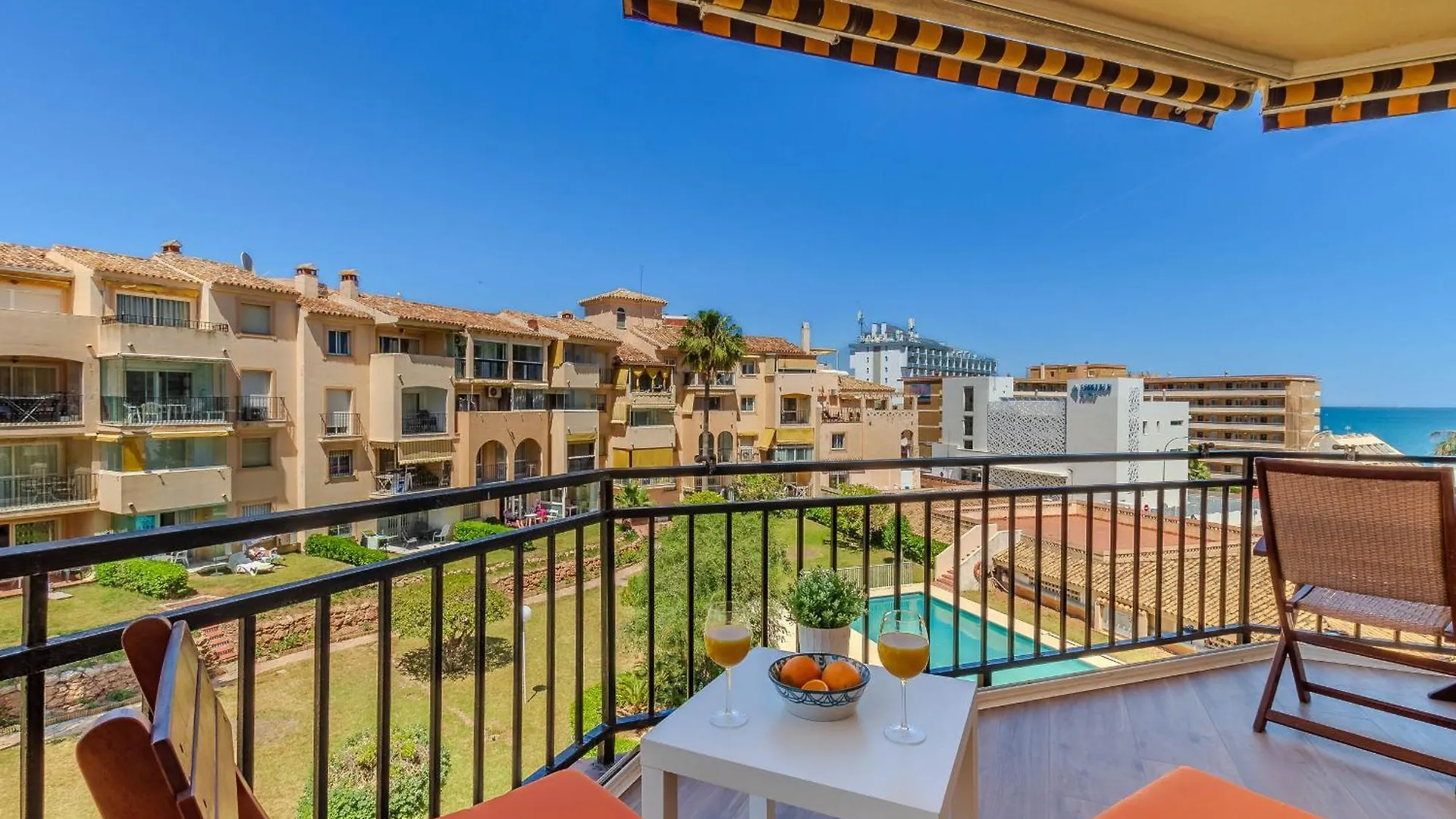 Santa Amalia 25 By Ivi Real Estate Daire Torremolinos İspanya